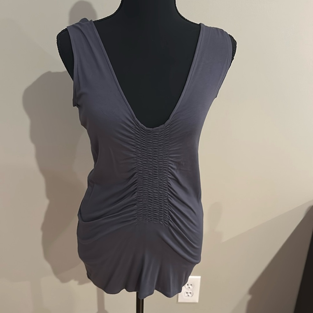 Scrunch center and back tank